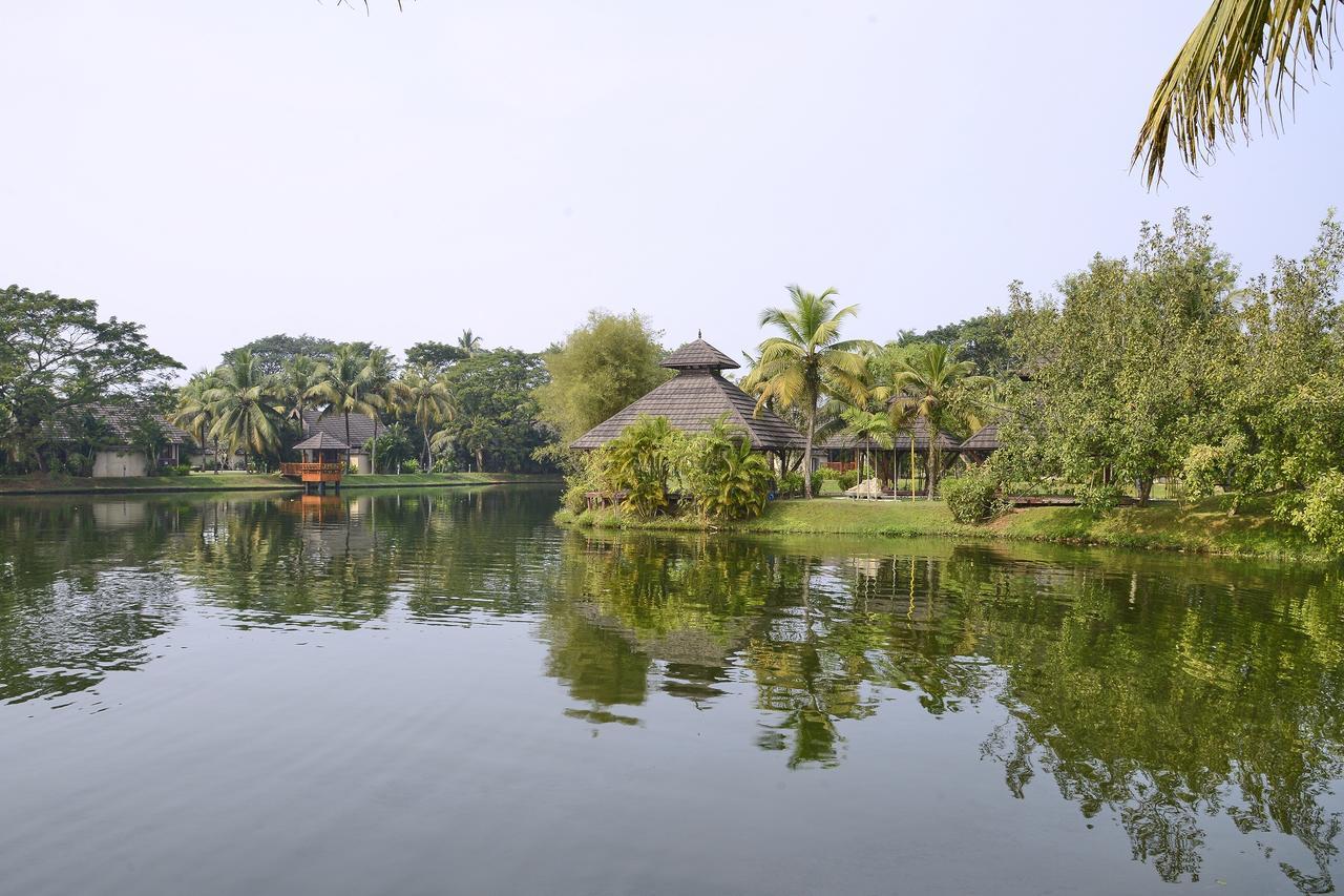 The Zuri Kumarakom Kerala Resort & Spa Ngoại thất bức ảnh